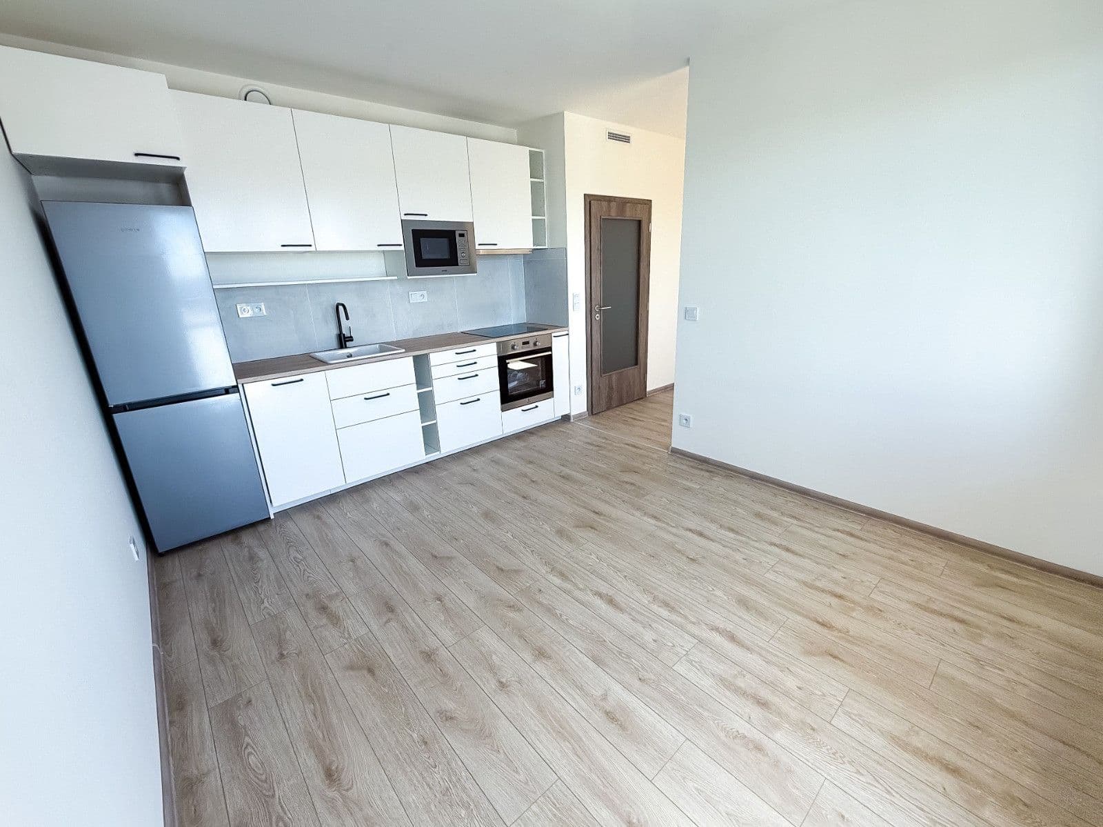 Pronájem bytu 1+kk 30 m², Arnošta Staňka, Praha, Praha Pronájem bytu 1+kk 30 m², Arnošta Staňka, Praha, Praha