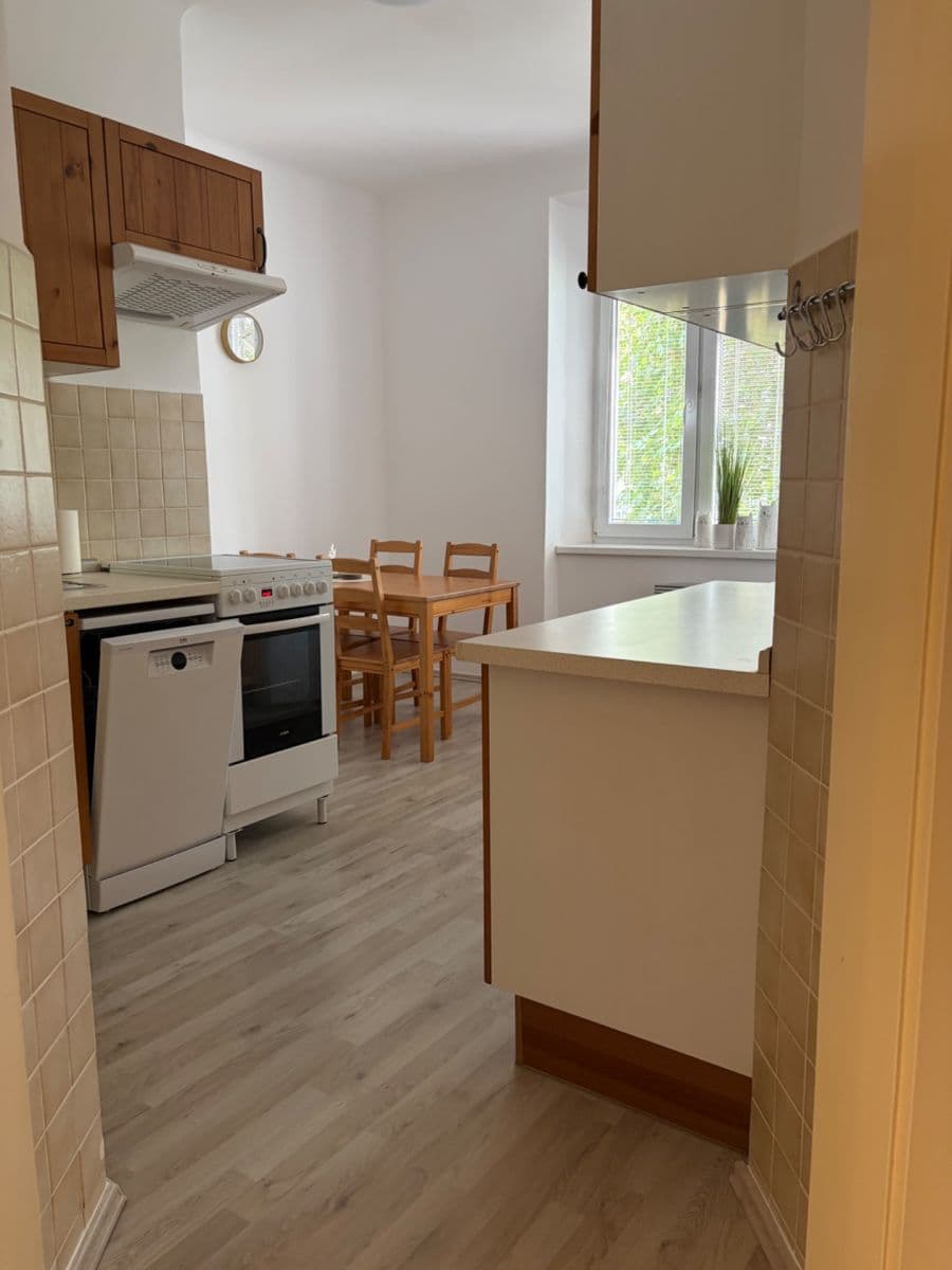 Pronájem bytu 2+1 70 m², Minská, Praha, Praha Pronájem bytu 2+1 70 m², Minská, Praha, Praha