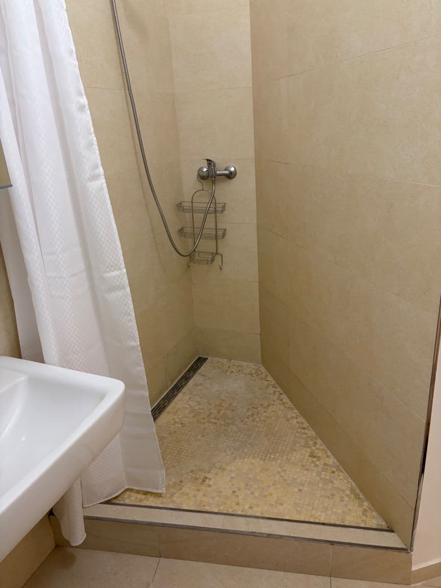 Pronájem bytu 2+1 70 m², Minská, Praha, Praha Pronájem bytu 2+1 70 m², Minská, Praha, Praha