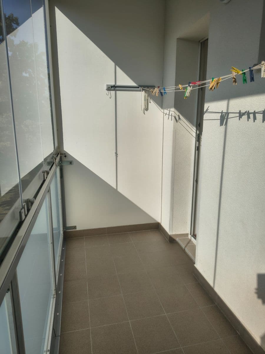 Pronájem bytu 3+1 74 m², Sladkovského, Kolín, Středočeský kraj Pronájem bytu 3+1 74 m², Sladkovského, Kolín, Středočeský kraj