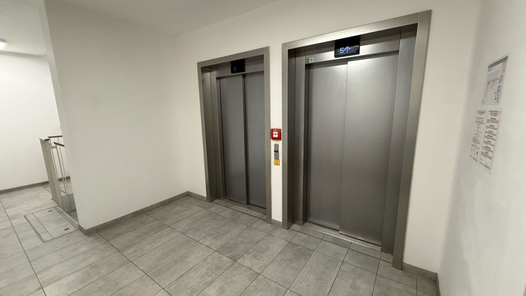 Pronájem bytu 2+kk 49 m², Zvěřinova, Praha, Praha Pronájem bytu 2+kk 49 m², Zvěřinova, Praha, Praha