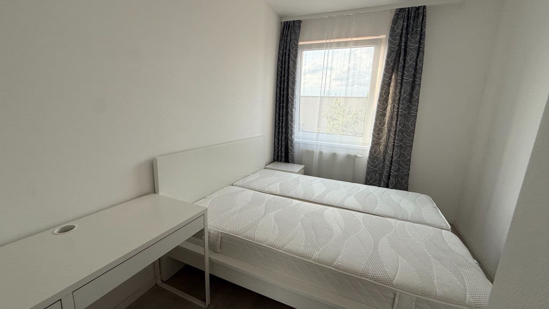 Pronájem bytu 2+kk 49 m², Zvěřinova, Praha, Praha Pronájem bytu 2+kk 49 m², Zvěřinova, Praha, Praha