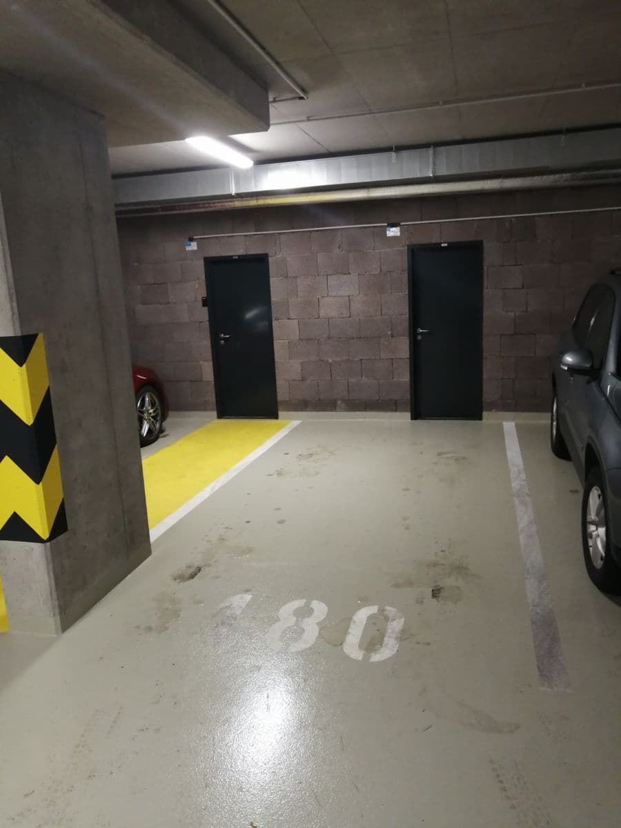 Pronájem bytu 2+kk 49 m², Zvěřinova, Praha, Praha Pronájem bytu 2+kk 49 m², Zvěřinova, Praha, Praha