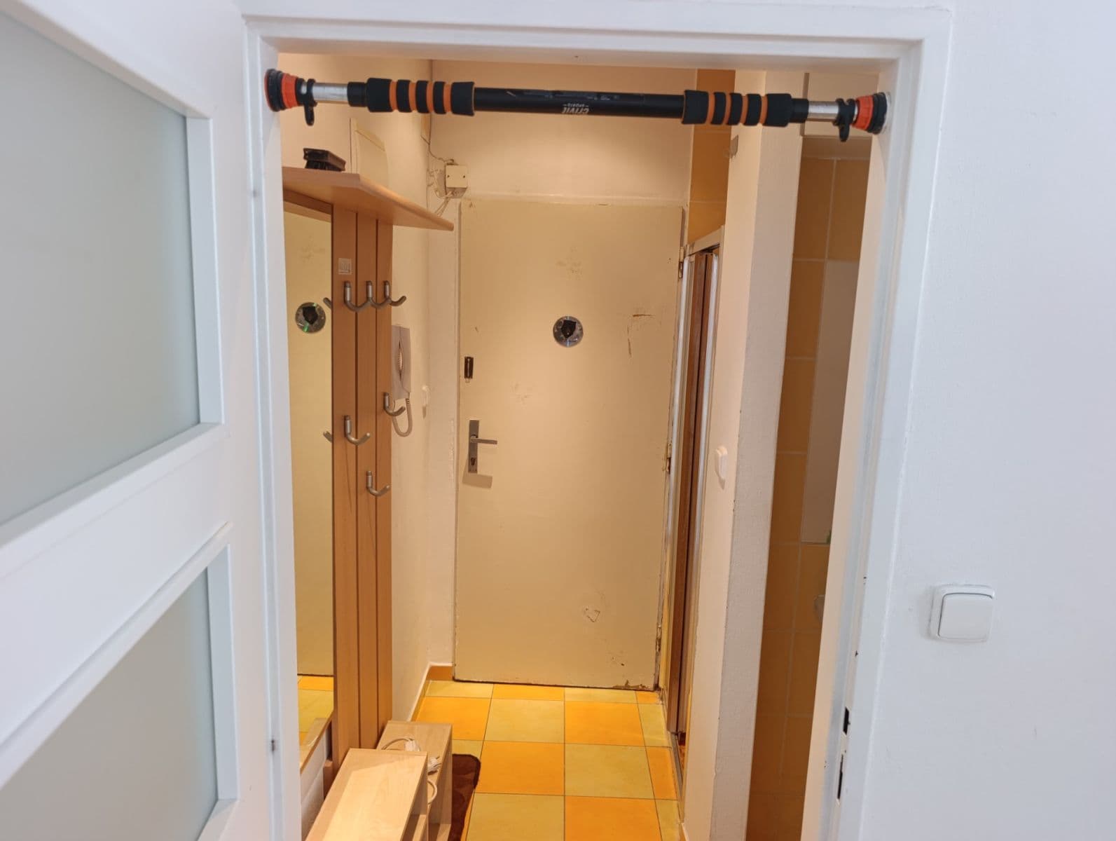 Pronájem bytu 1+1 26 m², Železničního pluku, Pardubice, Pardubický kraj Pronájem bytu 1+1 26 m², Železničního pluku, Pardubice, Pardubický kraj
