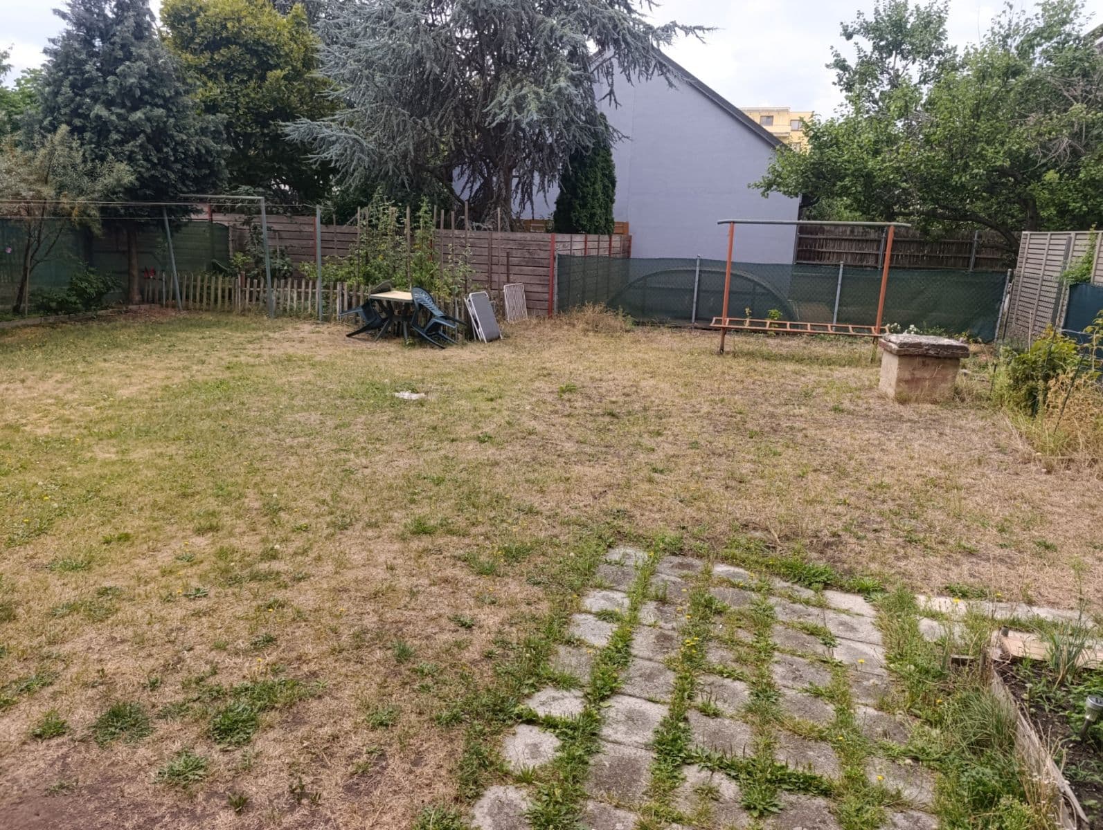 Pronájem bytu 1+1 26 m², Železničního pluku, Pardubice, Pardubický kraj Pronájem bytu 1+1 26 m², Železničního pluku, Pardubice, Pardubický kraj