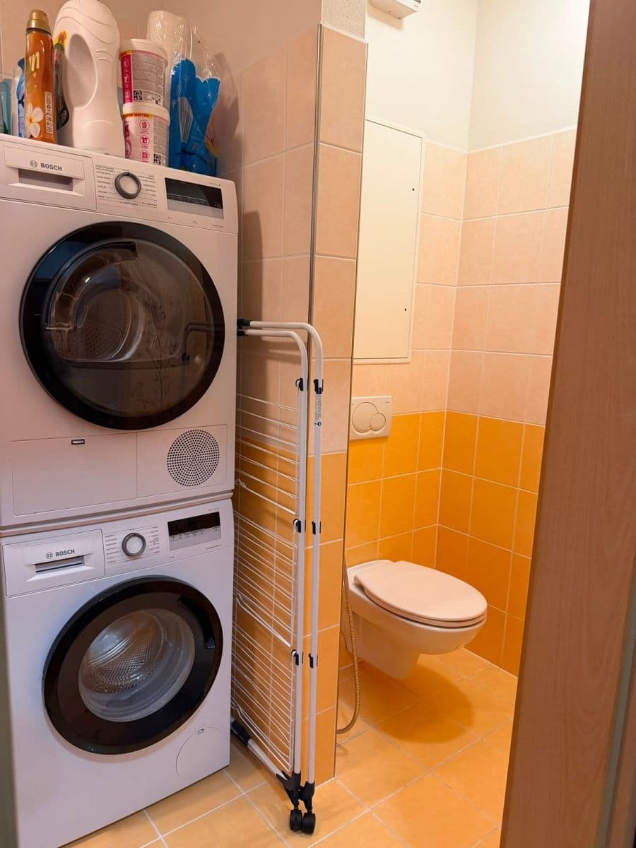 Pronájem bytu 2+kk 52 m², Peškova, Olomouc, Olomoucký kraj Pronájem bytu 2+kk 52 m², Peškova, Olomouc, Olomoucký kraj