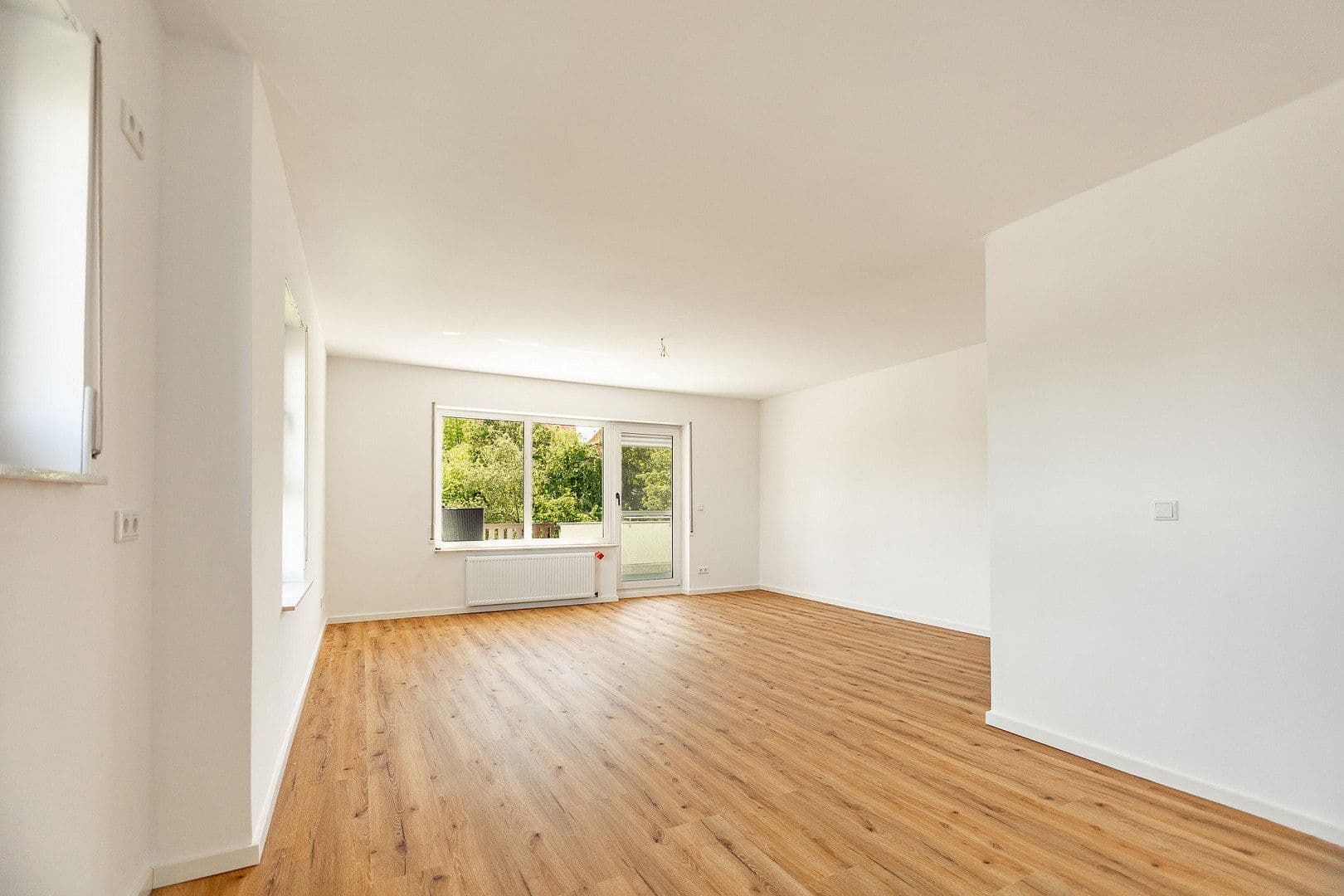 Prodej bytu 3+1 80 m², Lutherstraße 9c, Großröhrsdorf, Sasko Prodej bytu 3+1 80 m², Lutherstraße 9c, Großröhrsdorf, Sasko