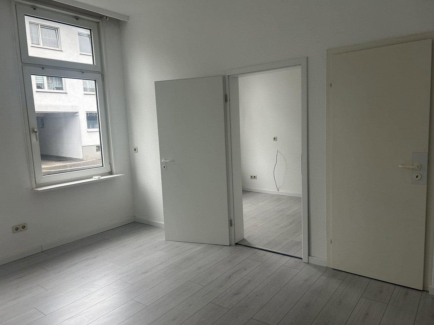 Pronájem kanceláře 100 m², Schützenstraße 28, Remscheid, Severní Porýní-Vestfálsko Pronájem kanceláře 100 m², Schützenstraße 28, Remscheid, Severní Porýní-Vestfálsko