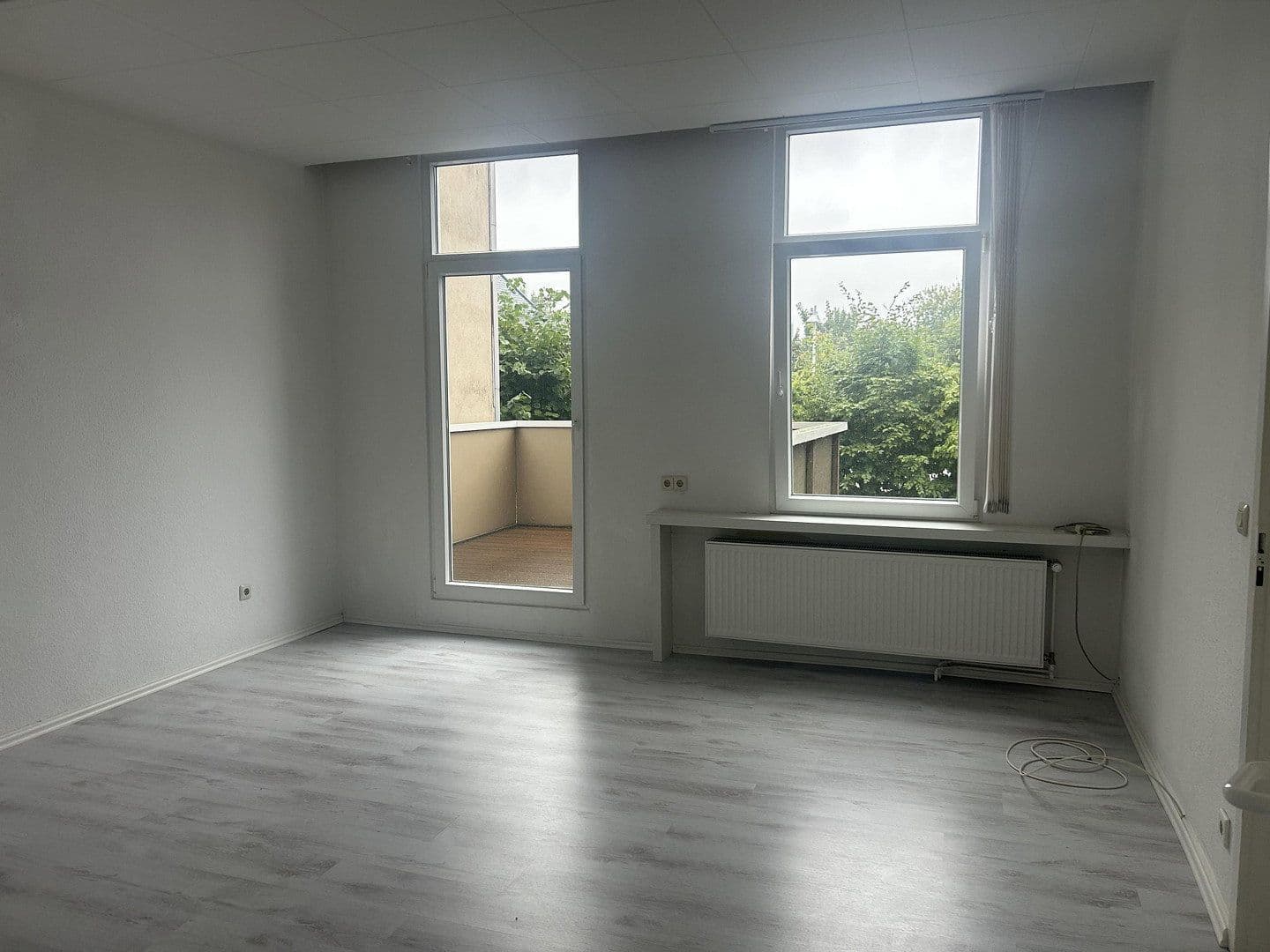 Pronájem kanceláře 100 m², Schützenstraße 28, Remscheid, Severní Porýní-Vestfálsko Pronájem kanceláře 100 m², Schützenstraße 28, Remscheid, Severní Porýní-Vestfálsko