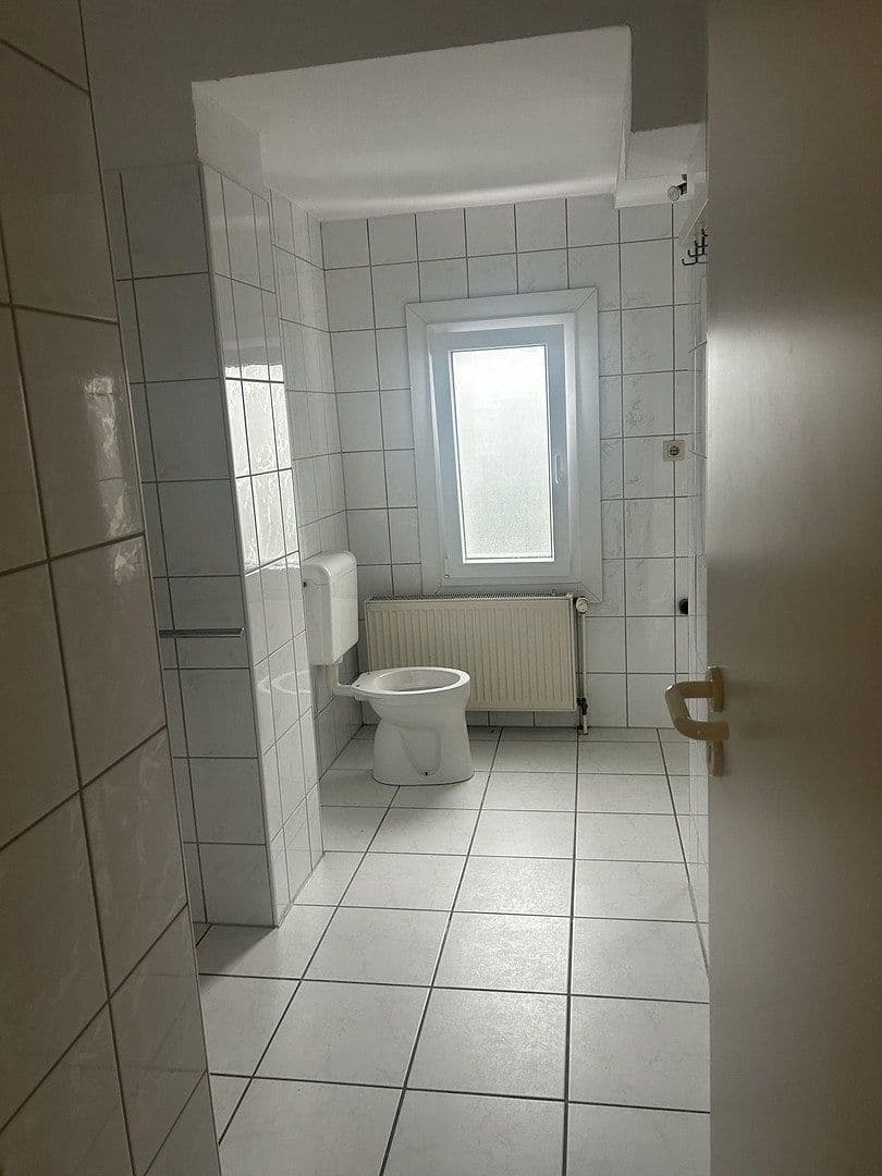 Pronájem kanceláře 100 m², Schützenstraße 28, Remscheid, Severní Porýní-Vestfálsko Pronájem kanceláře 100 m², Schützenstraße 28, Remscheid, Severní Porýní-Vestfálsko