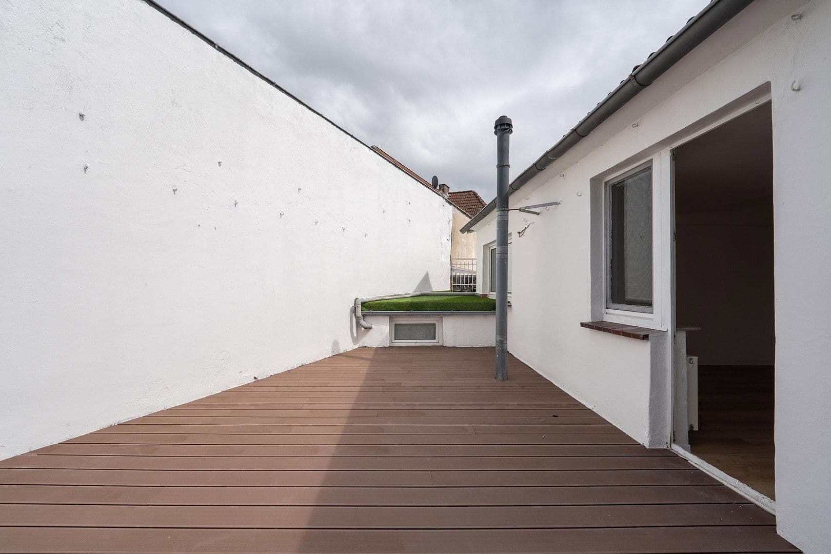 Prodej domu 146 m², pozemek 180 m², Kirchhain, Hessen Prodej domu 146 m², pozemek 180 m², Kirchhain, Hessen