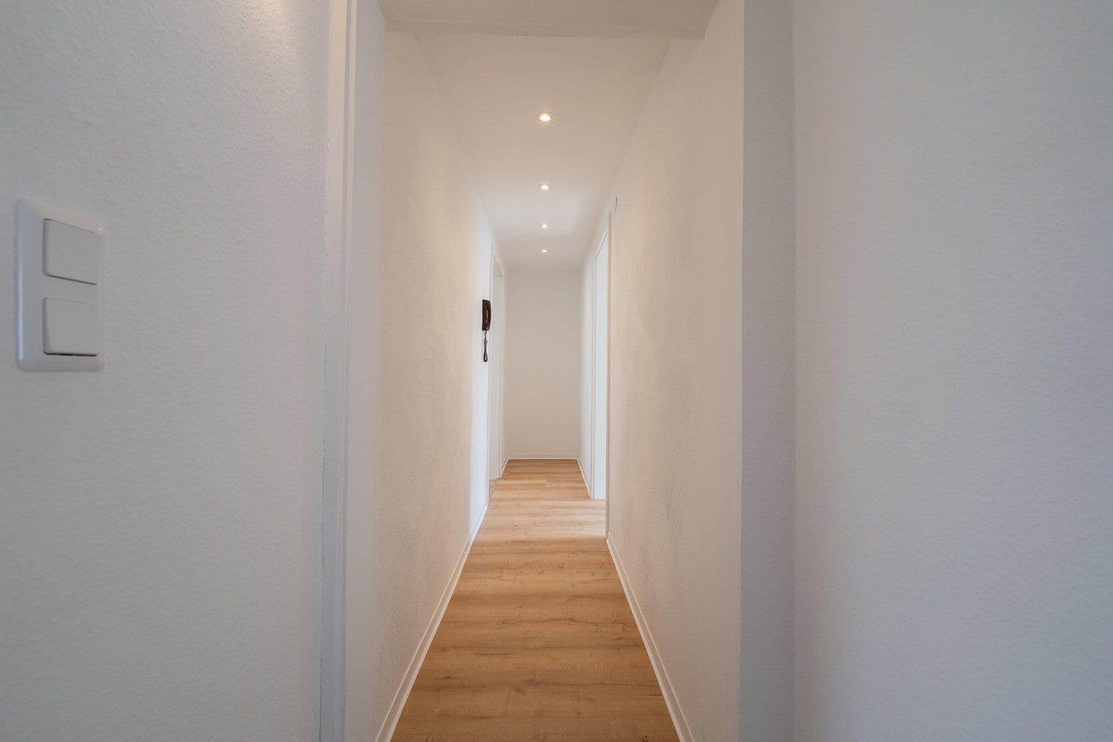 Prodej domu 146 m², pozemek 180 m², Kirchhain, Hessen Prodej domu 146 m², pozemek 180 m², Kirchhain, Hessen