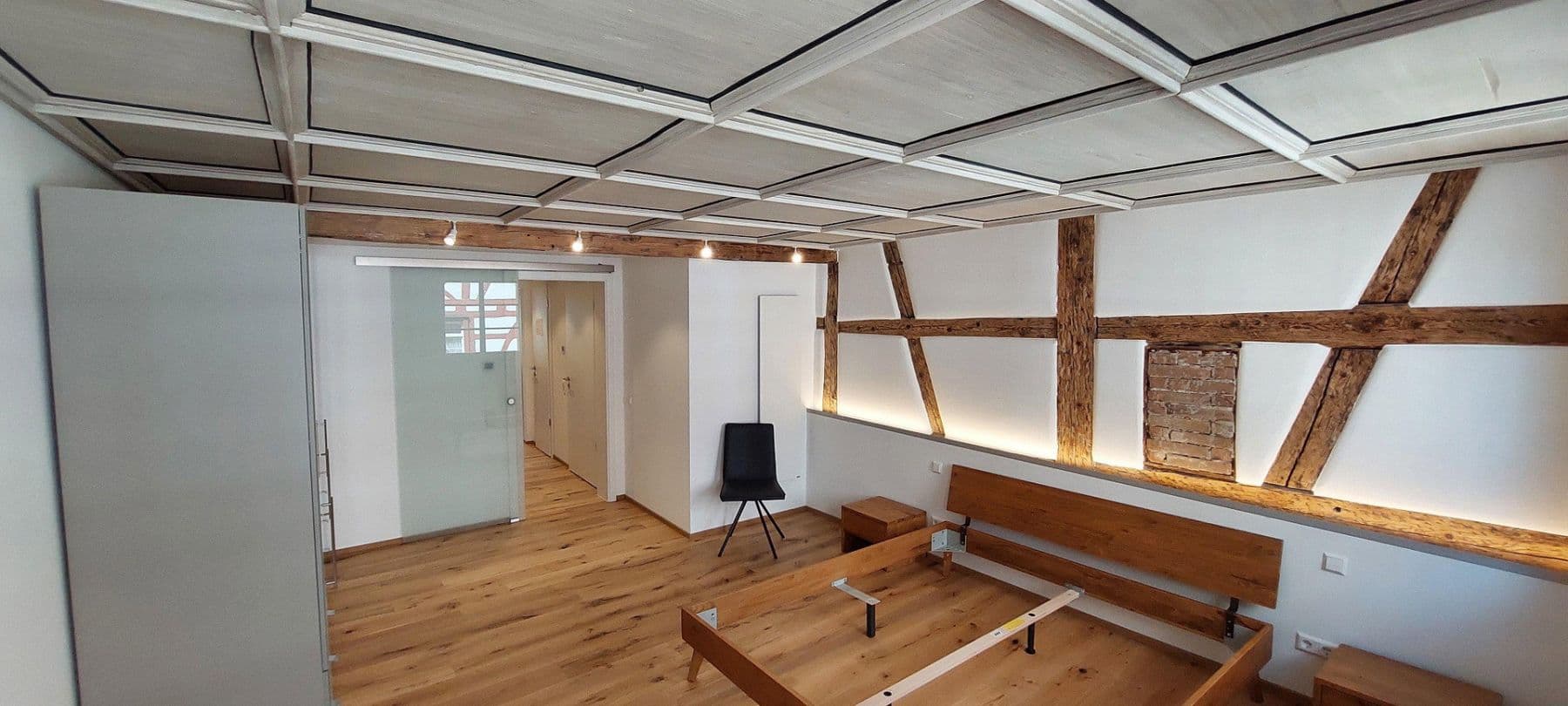 Pronájem bytu 3+1 60 m², Winzergasse 20, Meersburg, Bádensko-Württembersko Pronájem bytu 3+1 60 m², Winzergasse 20, Meersburg, Bádensko-Württembersko