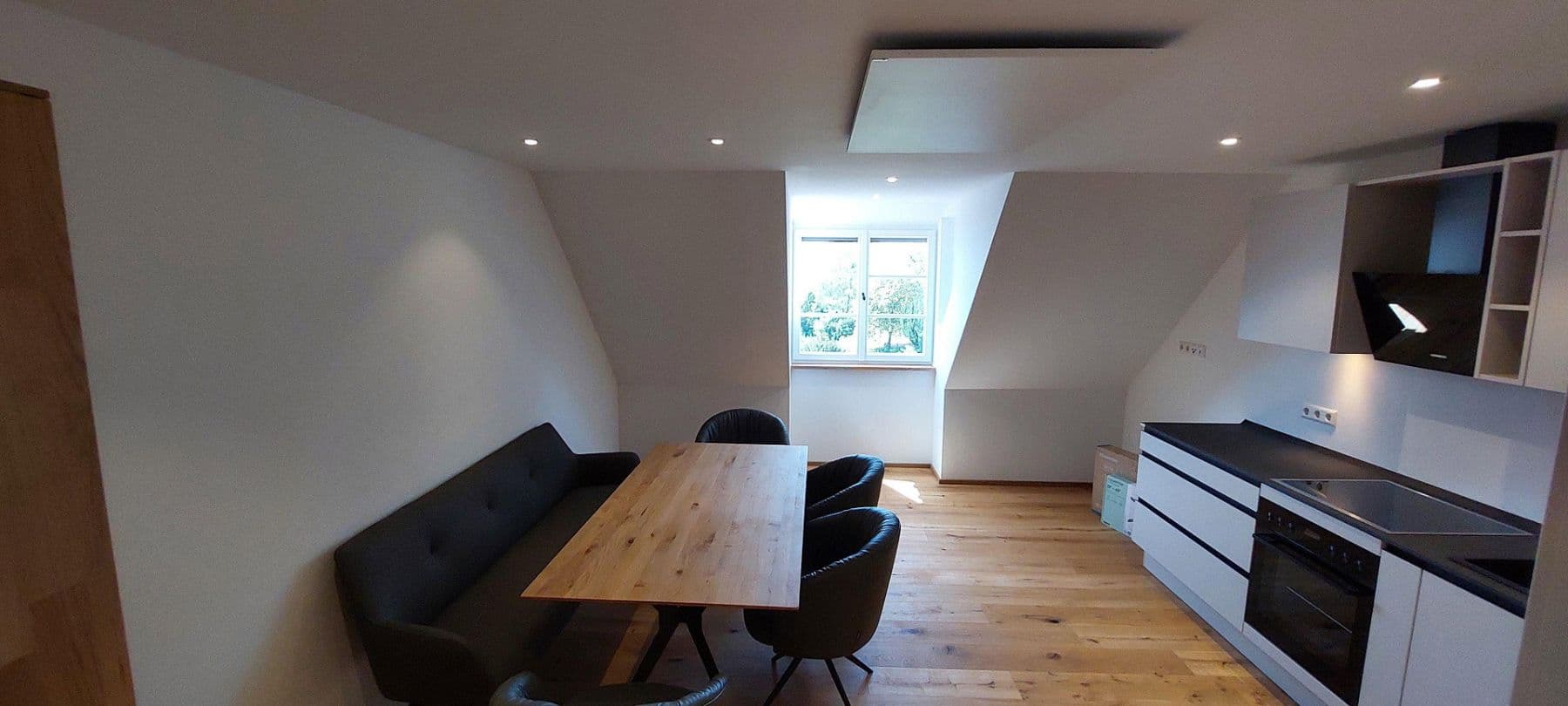 Pronájem bytu 3+1 60 m², Winzergasse 20, Meersburg, Bádensko-Württembersko Pronájem bytu 3+1 60 m², Winzergasse 20, Meersburg, Bádensko-Württembersko