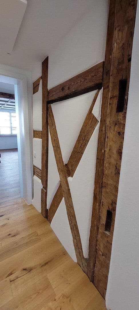 Pronájem bytu 3+1 60 m², Winzergasse 20, Meersburg, Bádensko-Württembersko Pronájem bytu 3+1 60 m², Winzergasse 20, Meersburg, Bádensko-Württembersko