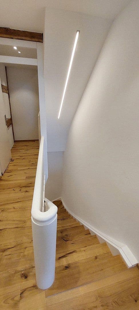 Pronájem bytu 3+1 60 m², Winzergasse 20, Meersburg, Bádensko-Württembersko Pronájem bytu 3+1 60 m², Winzergasse 20, Meersburg, Bádensko-Württembersko