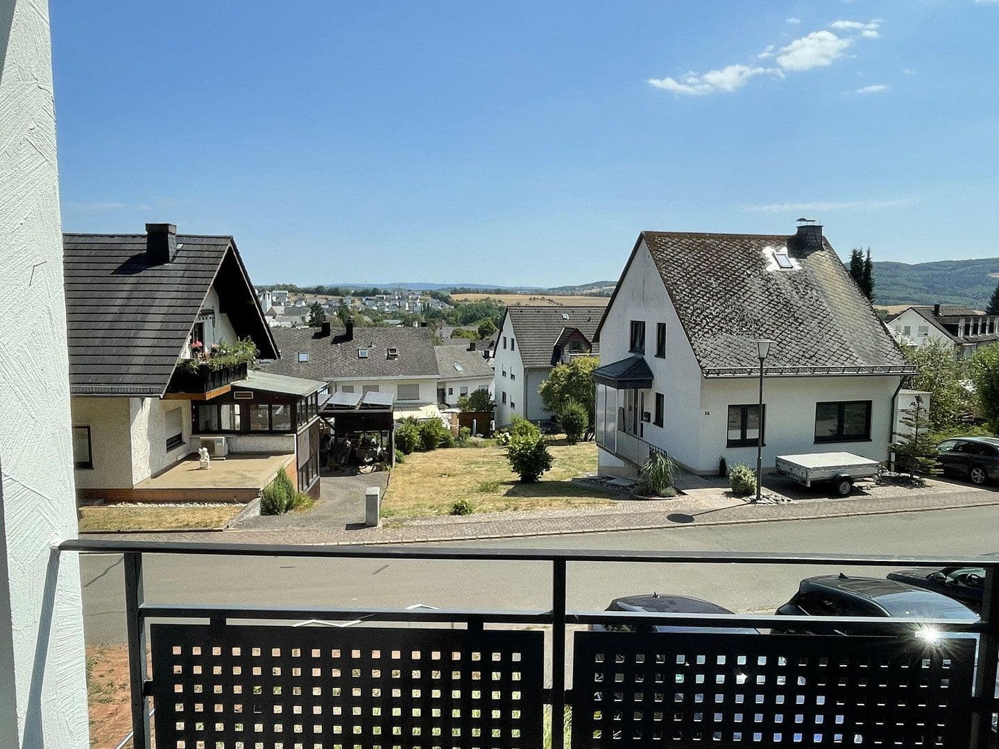 Prodej domu 195 m², pozemek 1.080 m², Föhren, Porýní-Falc Prodej domu 195 m², pozemek 1.080 m², Föhren, Porýní-Falc