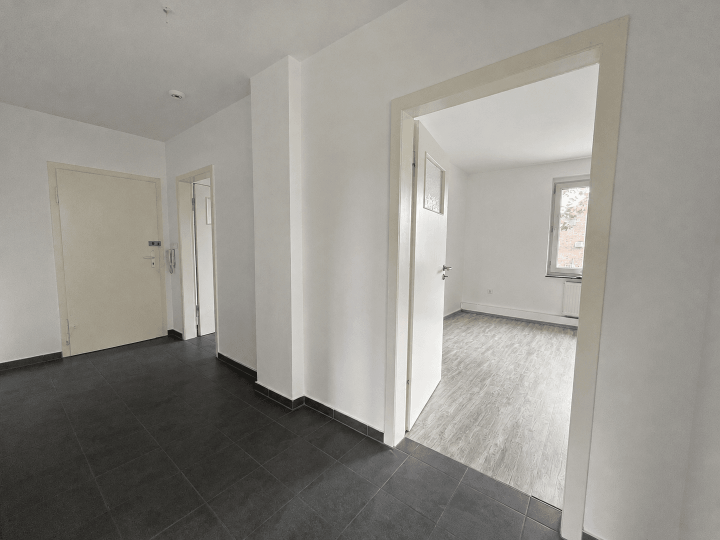 Pronájem bytu 2+1 56 m², Hagenstr. 65, Oberhausen, Severní Porýní-Vestfálsko Pronájem bytu 2+1 56 m², Hagenstr. 65, Oberhausen, Severní Porýní-Vestfálsko