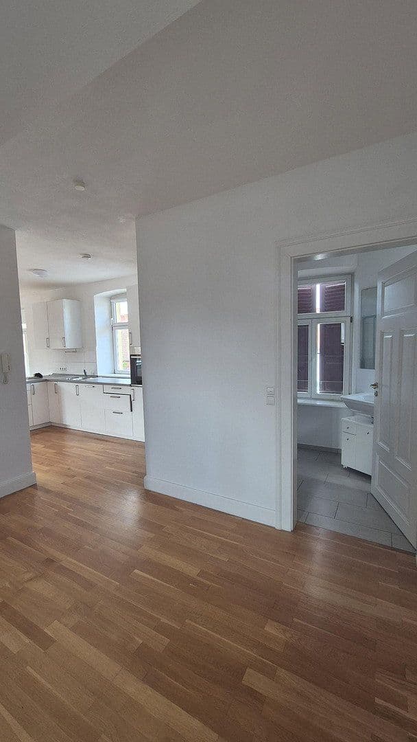 Pronájem bytu 3+1 110 m², Karl-Schumacher-Strasse 2, Sinsheim, Bádensko-Württembersko Pronájem bytu 3+1 110 m², Karl-Schumacher-Strasse 2, Sinsheim, Bádensko-Württembersko