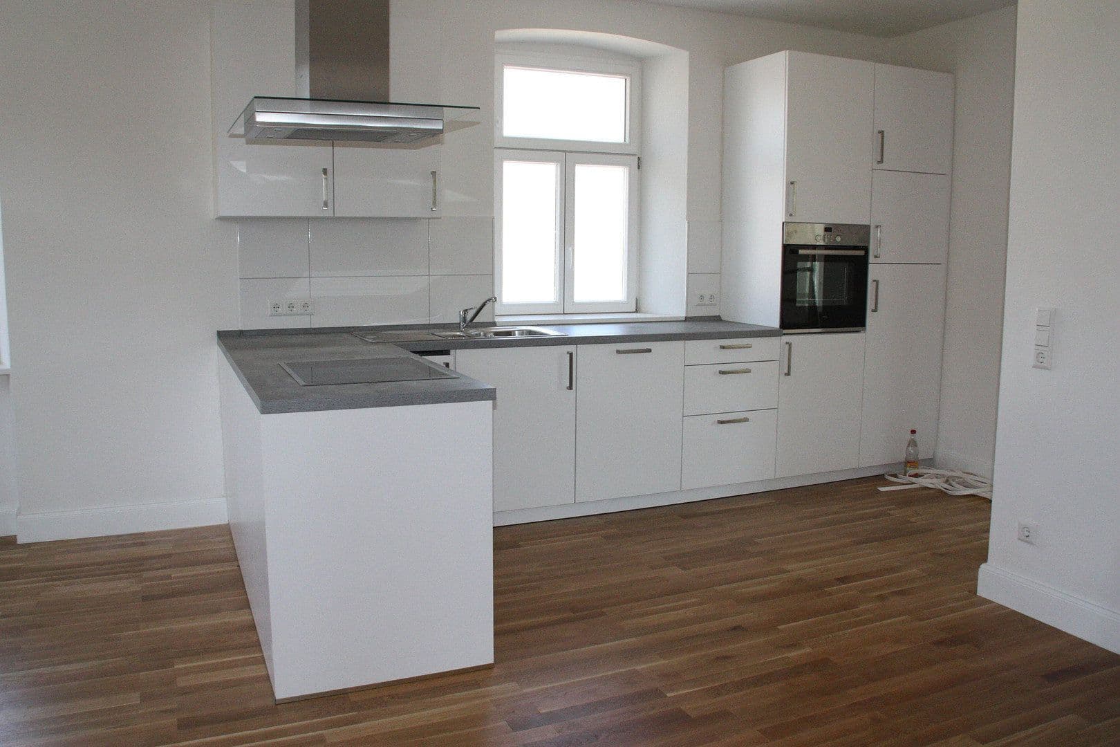 Pronájem bytu 3+1 110 m², Karl-Schumacher-Strasse 2, Sinsheim, Bádensko-Württembersko Pronájem bytu 3+1 110 m², Karl-Schumacher-Strasse 2, Sinsheim, Bádensko-Württembersko