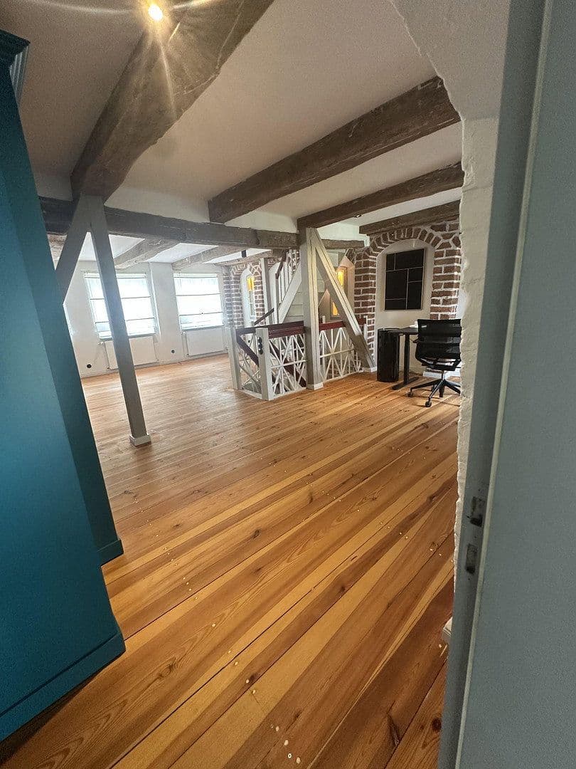 Pronájem domu 118 m², pozemek 117 m², Untere Ohlingerstraße 34, Lüneburg, Dolní Sasko Pronájem domu 118 m², pozemek 117 m², Untere Ohlingerstraße 34, Lüneburg, Dolní Sasko