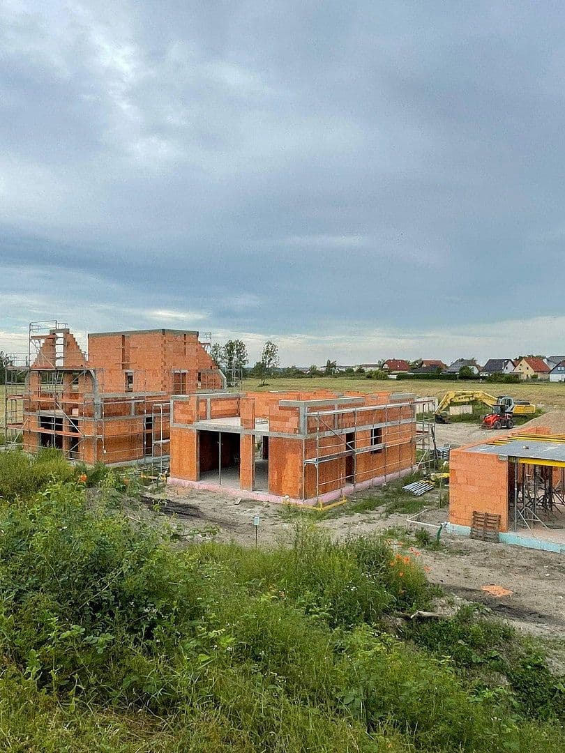 Prodej domu 199 m², pozemek 338 m², Klarinettenweg, Halle, Sasko-Anhaltsko Prodej domu 199 m², pozemek 338 m², Klarinettenweg, Halle, Sasko-Anhaltsko