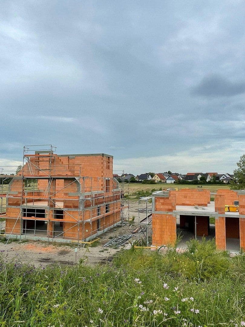 Prodej domu 199 m², pozemek 338 m², Klarinettenweg, Halle, Sasko-Anhaltsko Prodej domu 199 m², pozemek 338 m², Klarinettenweg, Halle, Sasko-Anhaltsko