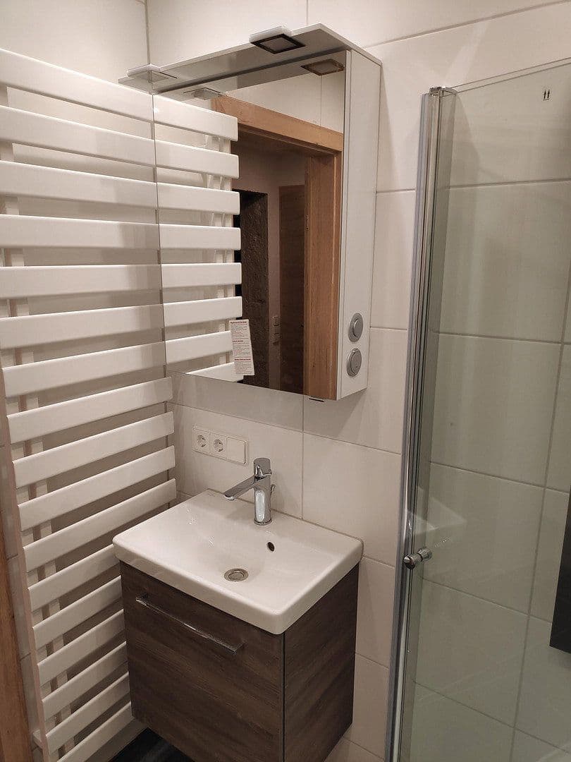 Pronájem bytu 3+kk 83 m², Neuhausen auf den Fildern, Bádensko-Württembersko Pronájem bytu 3+kk 83 m², Neuhausen auf den Fildern, Bádensko-Württembersko
