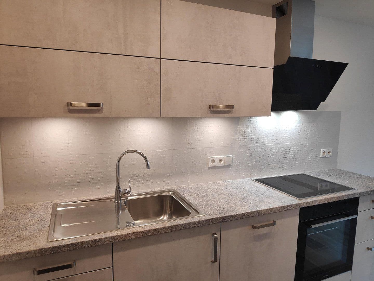 Pronájem bytu 3+kk 83 m², Neuhausen auf den Fildern, Bádensko-Württembersko Pronájem bytu 3+kk 83 m², Neuhausen auf den Fildern, Bádensko-Württembersko
