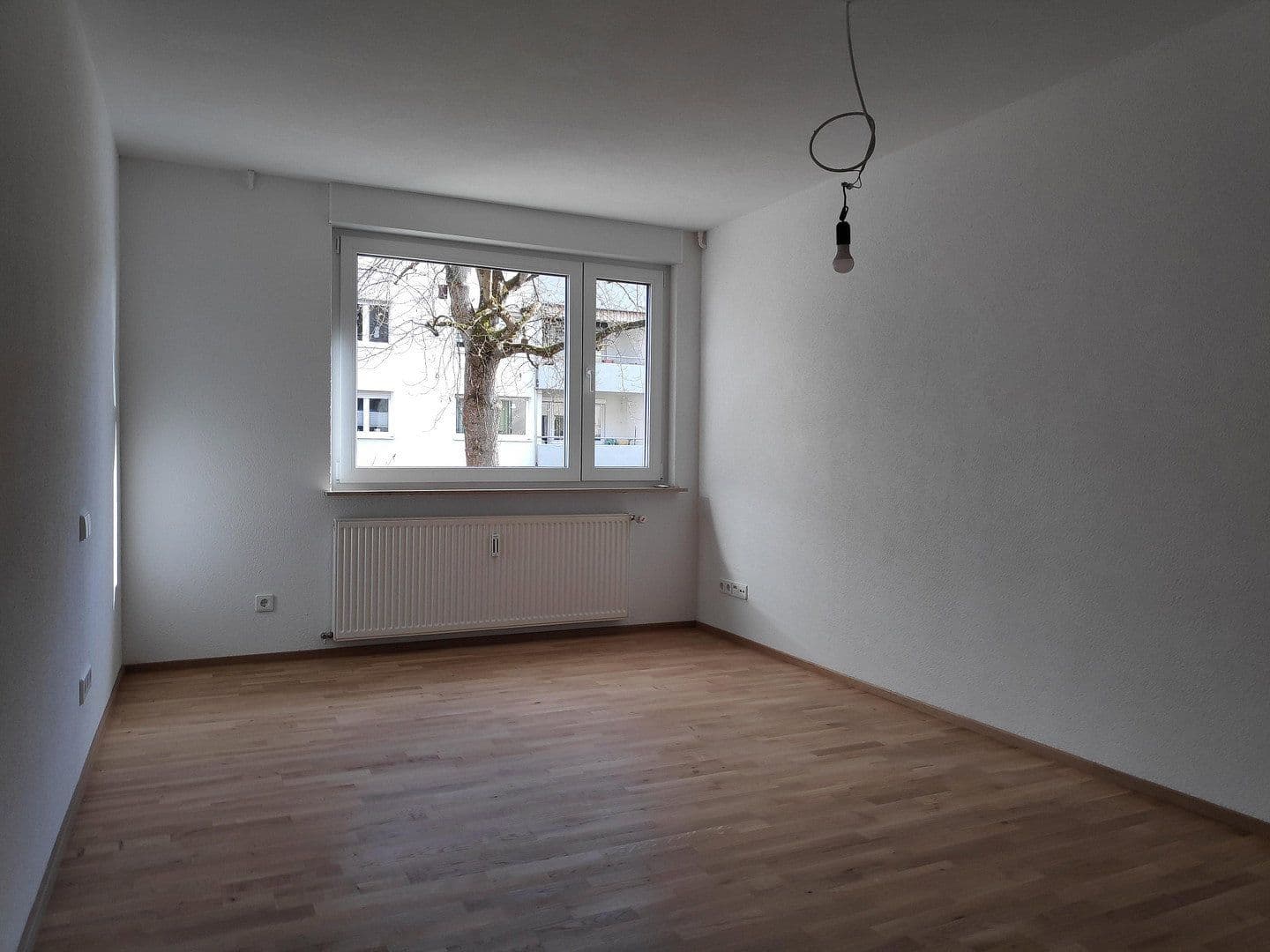 Pronájem bytu 3+kk 83 m², Neuhausen auf den Fildern, Bádensko-Württembersko Pronájem bytu 3+kk 83 m², Neuhausen auf den Fildern, Bádensko-Württembersko