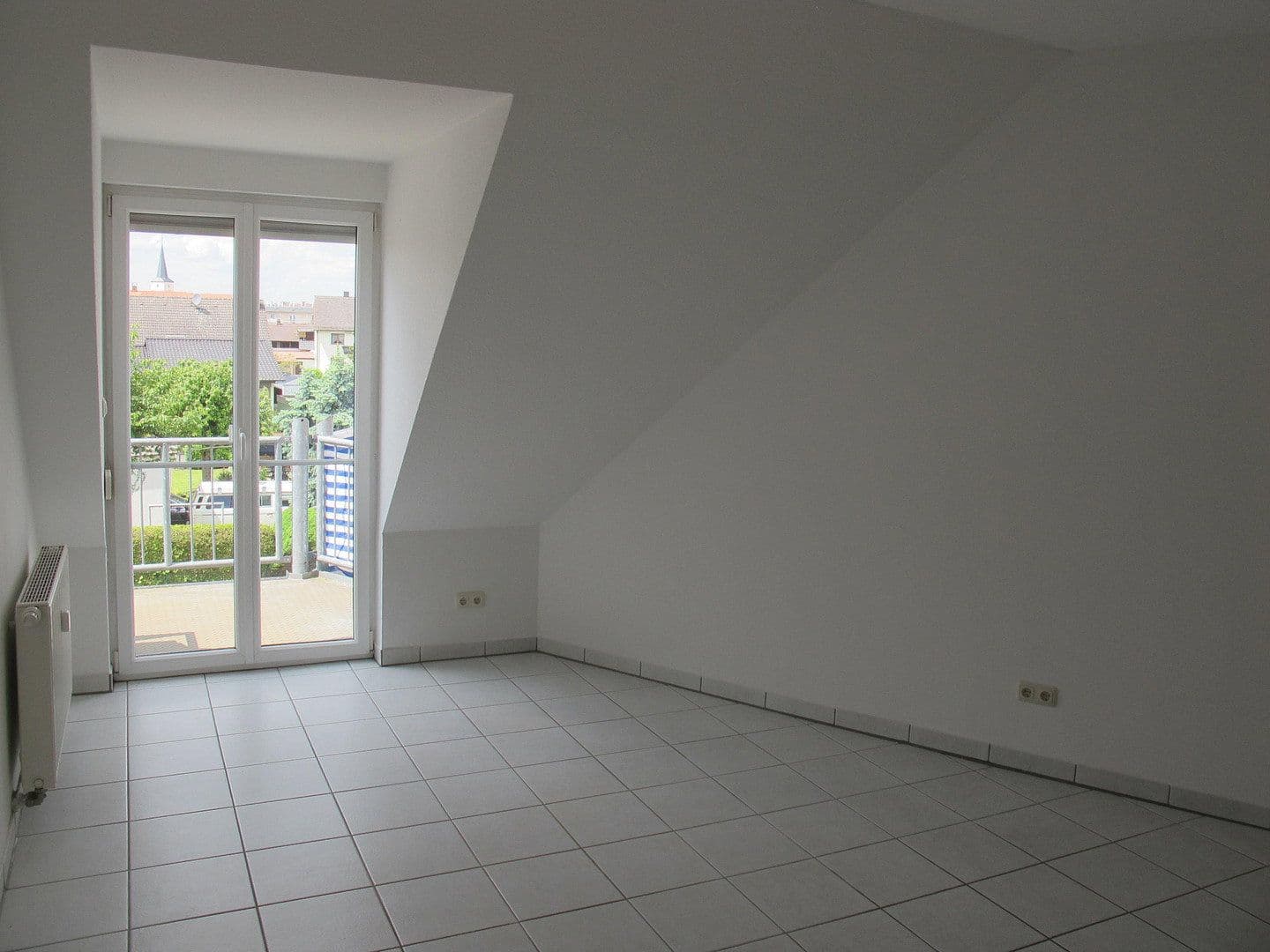 Prodej bytu 4+1 108 m², Hirschaid, Bavorsko Prodej bytu 4+1 108 m², Hirschaid, Bavorsko