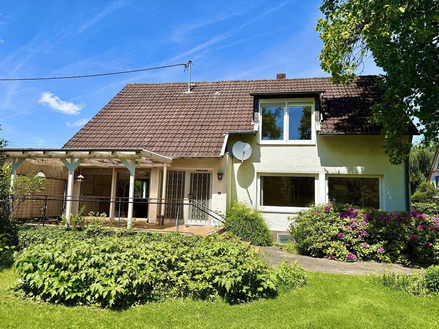 Prodej domu 156 m², pozemek 778 m², Sankt Augustin, Severní Porýní-Vestfálsko Prodej domu 156 m², pozemek 778 m², Sankt Augustin, Severní Porýní-Vestfálsko