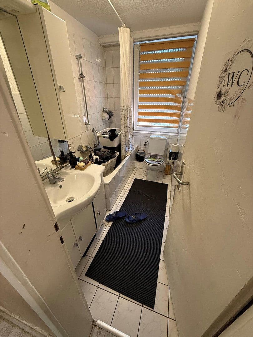 Pronájem bytu 3+1 63 m², Rommerskircher Straße, Köln, Severní Porýní-Vestfálsko Pronájem bytu 3+1 63 m², Rommerskircher Straße, Köln, Severní Porýní-Vestfálsko
