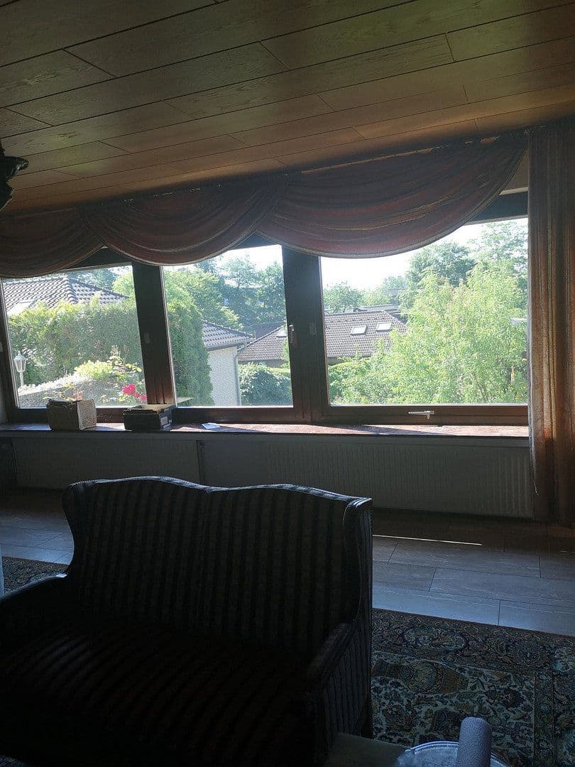 Prodej domu 273 m², pozemek 667 m², Am Schöt, Hameln, Dolní Sasko Prodej domu 273 m², pozemek 667 m², Am Schöt, Hameln, Dolní Sasko