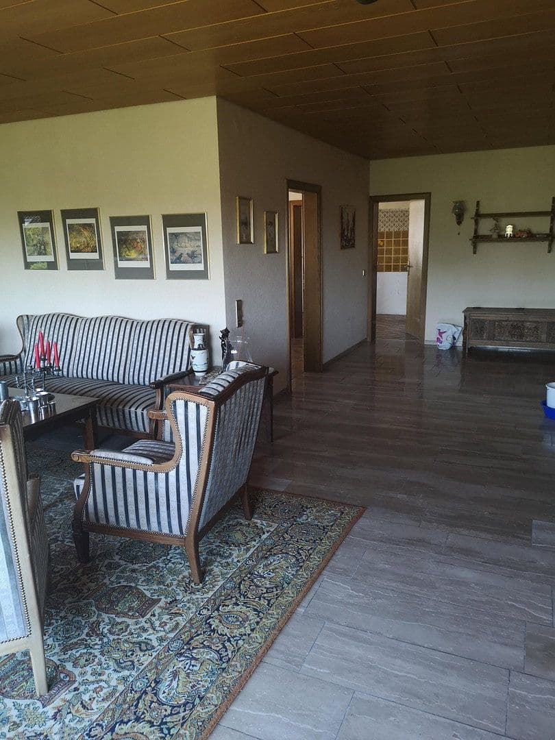 Prodej domu 273 m², pozemek 667 m², Am Schöt, Hameln, Dolní Sasko Prodej domu 273 m², pozemek 667 m², Am Schöt, Hameln, Dolní Sasko