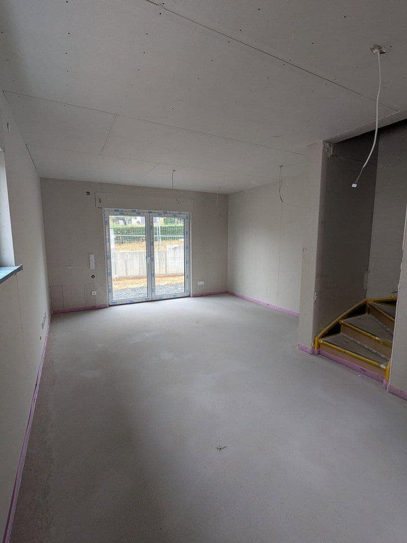 Prodej domu 121 m², pozemek 165 m², Bad Nauheim, Hessen Prodej domu 121 m², pozemek 165 m², Bad Nauheim, Hessen