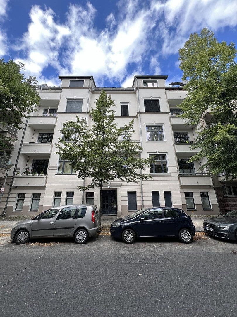 Prodej bytu 3+1 99 m², Heesestraße 18, Berlin, Berlín Prodej bytu 3+1 99 m², Heesestraße 18, Berlin, Berlín