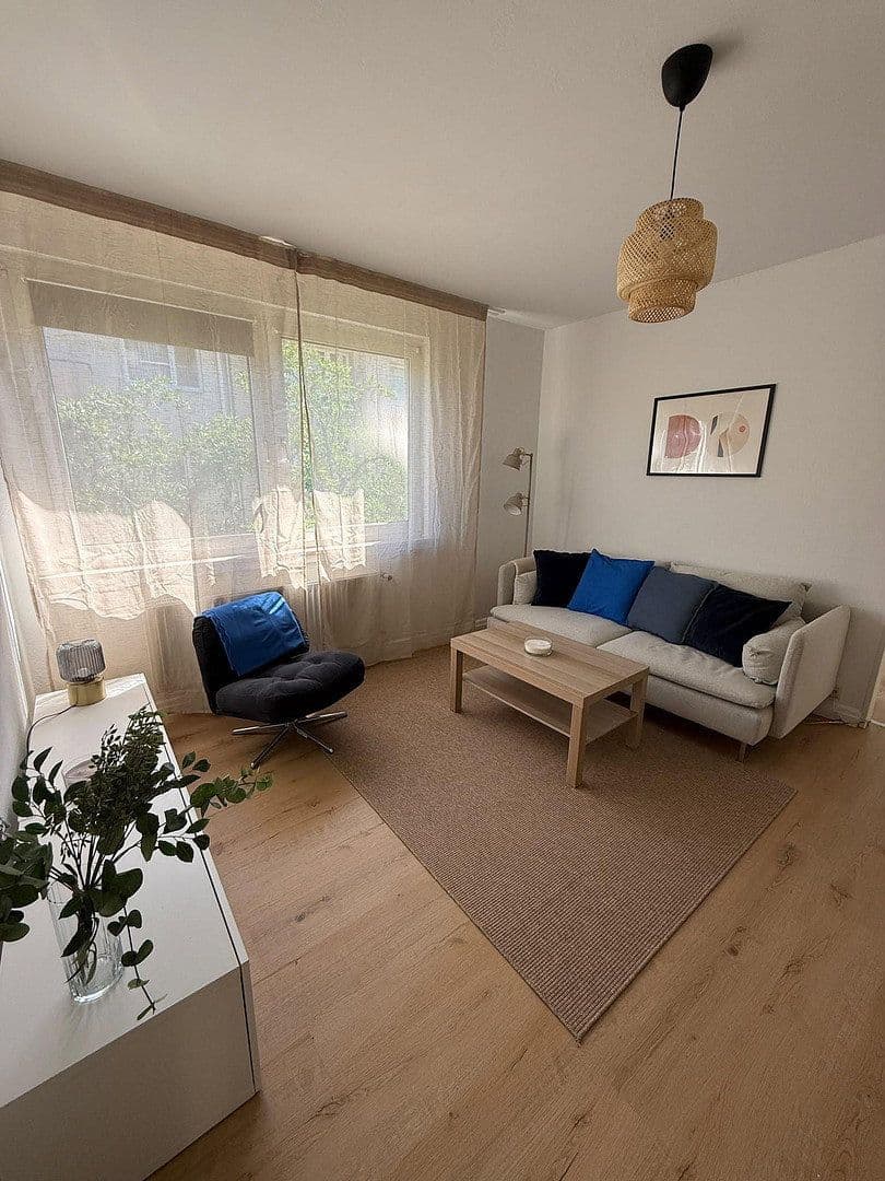 Pronájem bytu 1+1 40 m², Kaiser-Wilhelm-Ring 39, Mainz, Porýní-Falc Pronájem bytu 1+1 40 m², Kaiser-Wilhelm-Ring 39, Mainz, Porýní-Falc