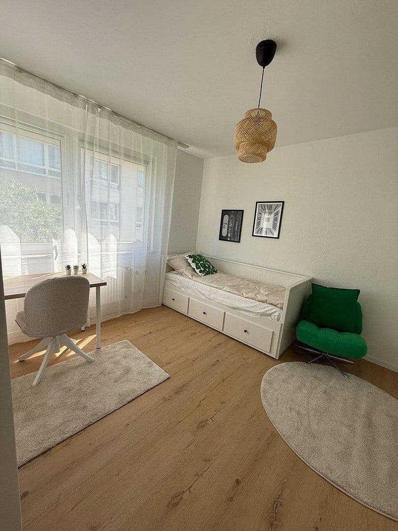 Pronájem bytu 1+1 40 m², Kaiser-Wilhelm-Ring 39, Mainz, Porýní-Falc Pronájem bytu 1+1 40 m², Kaiser-Wilhelm-Ring 39, Mainz, Porýní-Falc
