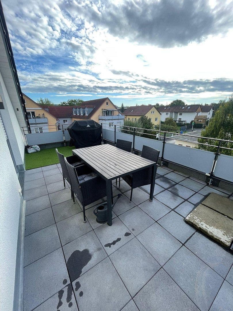 Pronájem bytu 3+1 89 m², Seestraße 20 B, Chýžice, Bavorsko Pronájem bytu 3+1 89 m², Seestraße 20 B, Chýžice, Bavorsko