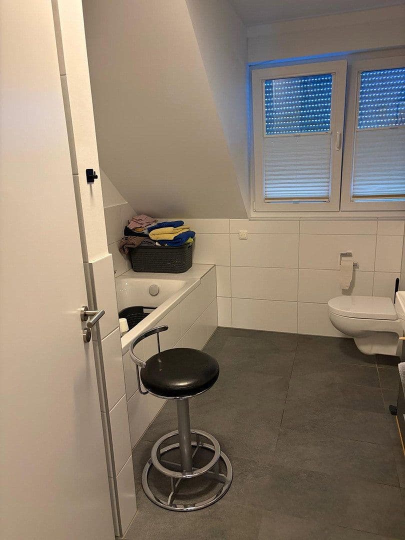 Pronájem bytu 3+1 89 m², Seestraße 20 B, Chýžice, Bavorsko Pronájem bytu 3+1 89 m², Seestraße 20 B, Chýžice, Bavorsko