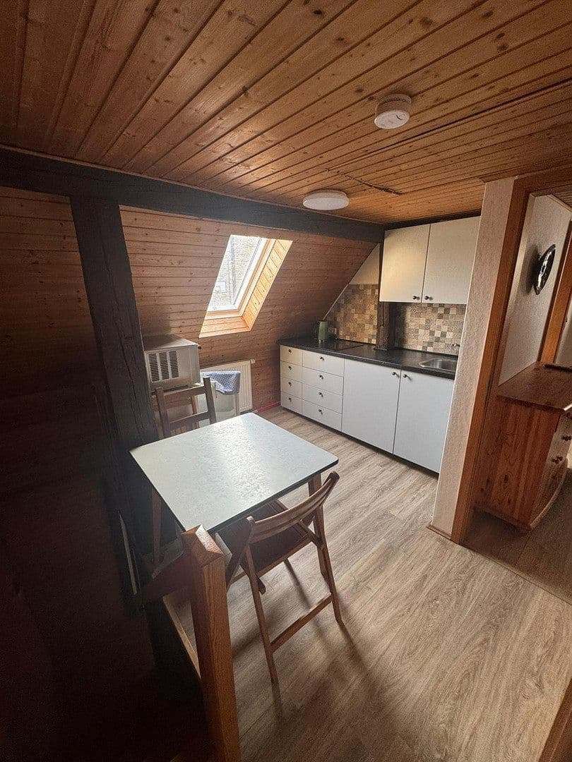 Prodej domu 110 m², pozemek 150 m², Fischergasse 39, Kitzingen, Bavorsko Prodej domu 110 m², pozemek 150 m², Fischergasse 39, Kitzingen, Bavorsko