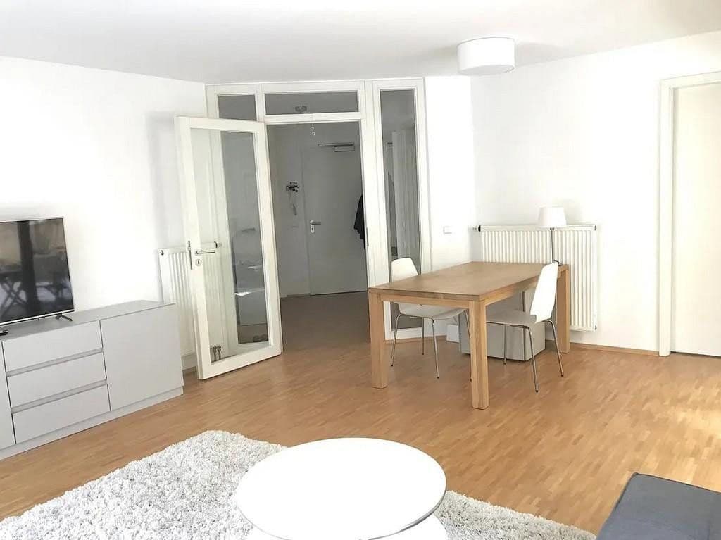 Pronájem bytu 1+1 17 m², München, Bavorsko Pronájem bytu 1+1 17 m², München, Bavorsko
