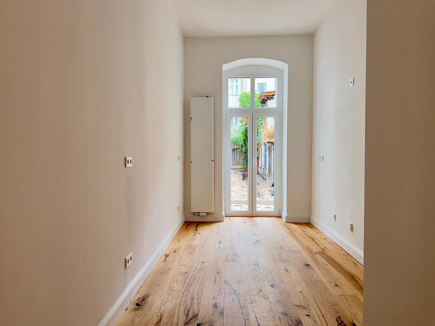 Prodej bytu 4+1 140 m², Rönnestraße 4, Berlin, Berlín Prodej bytu 4+1 140 m², Rönnestraße 4, Berlin, Berlín
