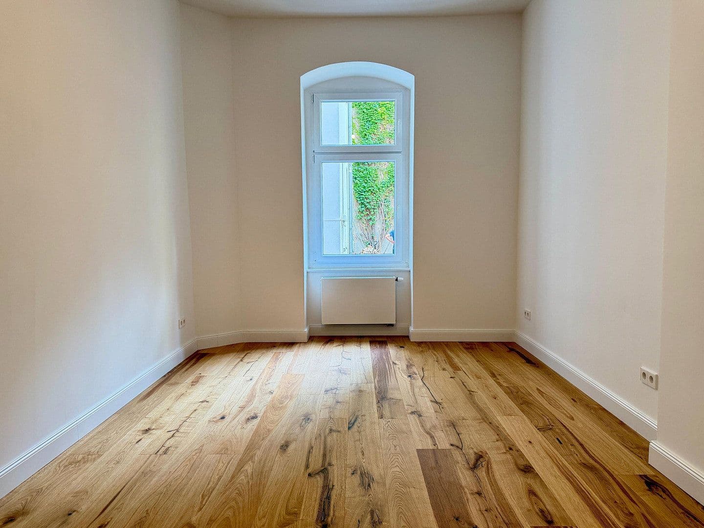 Prodej bytu 4+1 140 m², Rönnestraße 4, Berlin, Berlín Prodej bytu 4+1 140 m², Rönnestraße 4, Berlin, Berlín