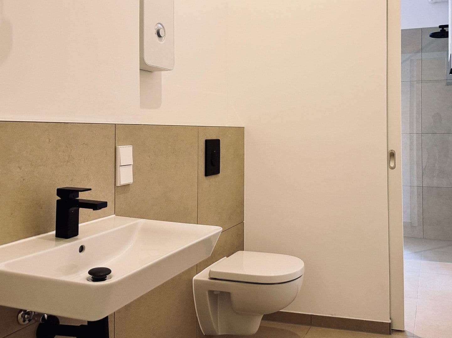 Prodej bytu 4+1 140 m², Rönnestraße 4, Berlin, Berlín Prodej bytu 4+1 140 m², Rönnestraße 4, Berlin, Berlín