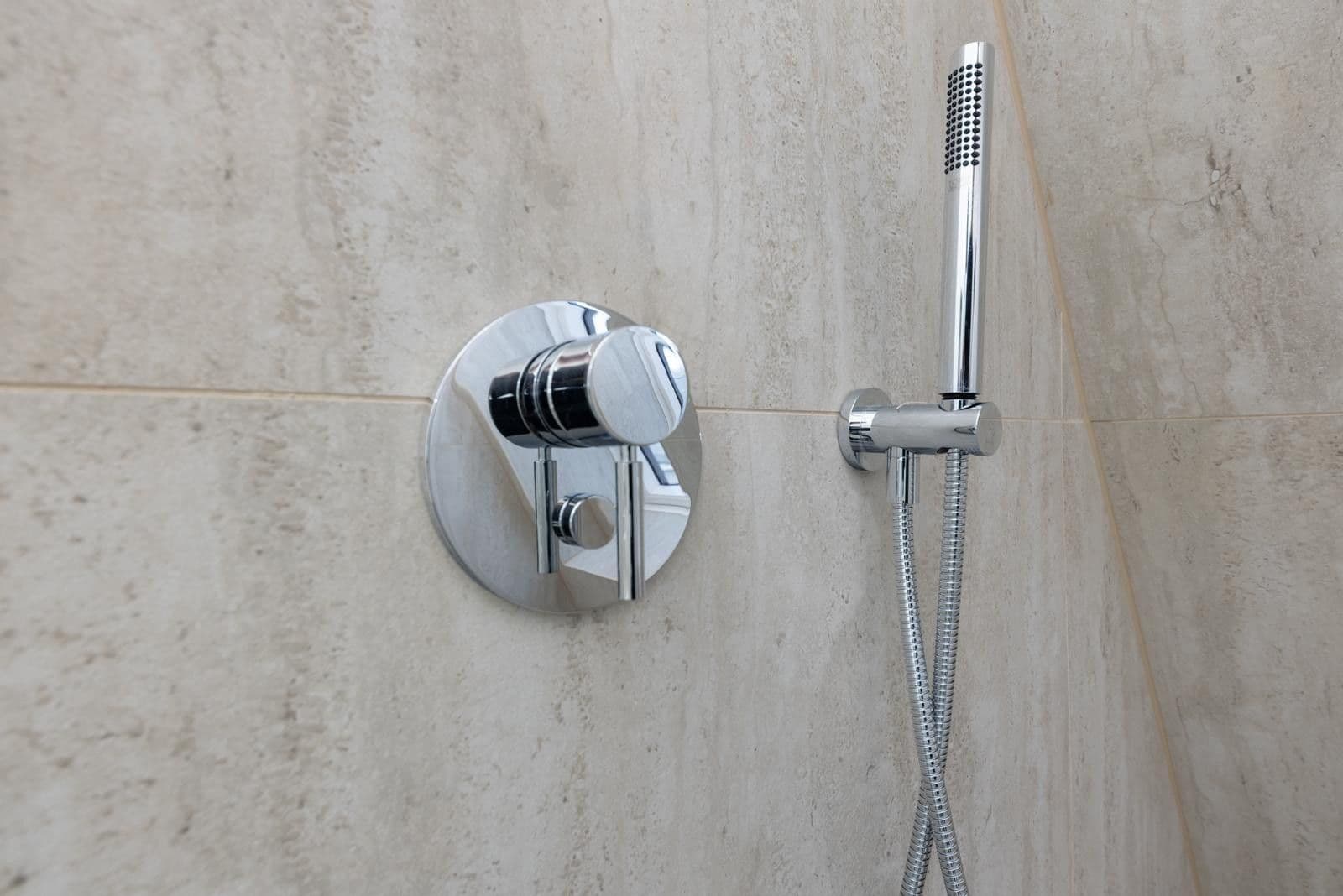 Prodej bytu 3+1 82 m², Schönebergerstraße 9, Berlin, Berlín Prodej bytu 3+1 82 m², Schönebergerstraße 9, Berlin, Berlín
