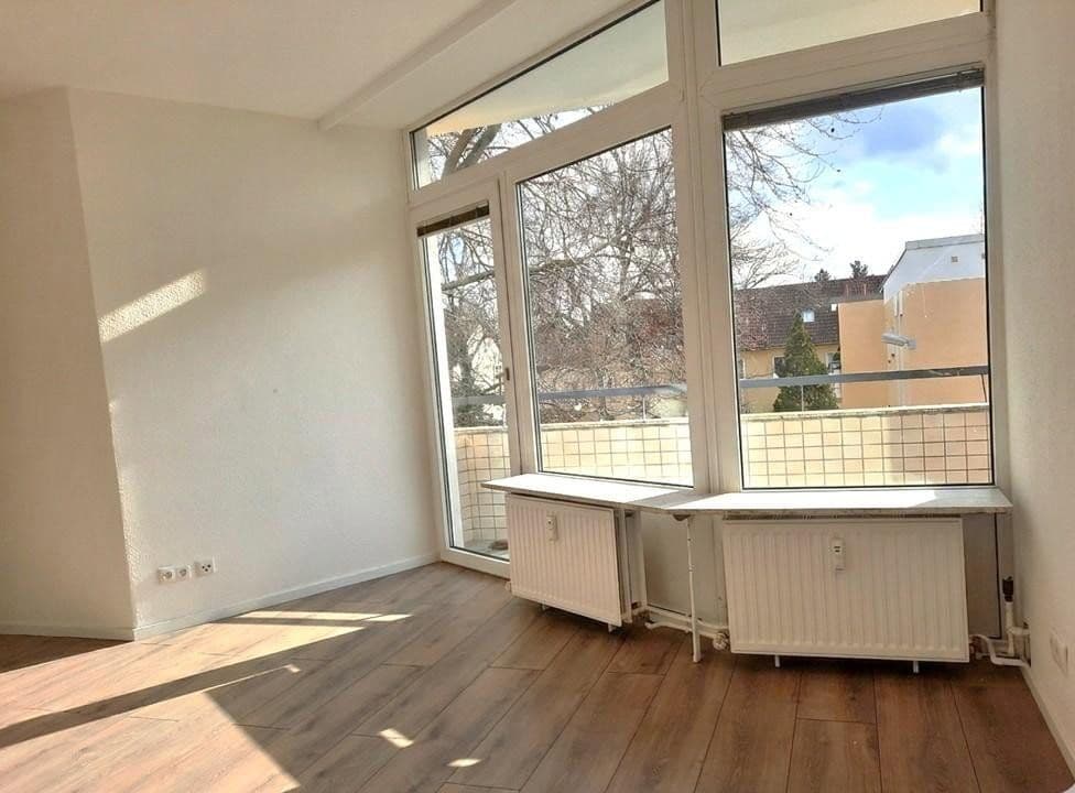 Prodej bytu 3+1 72 m², Berlin, Berlín Prodej bytu 3+1 72 m², Berlin, Berlín