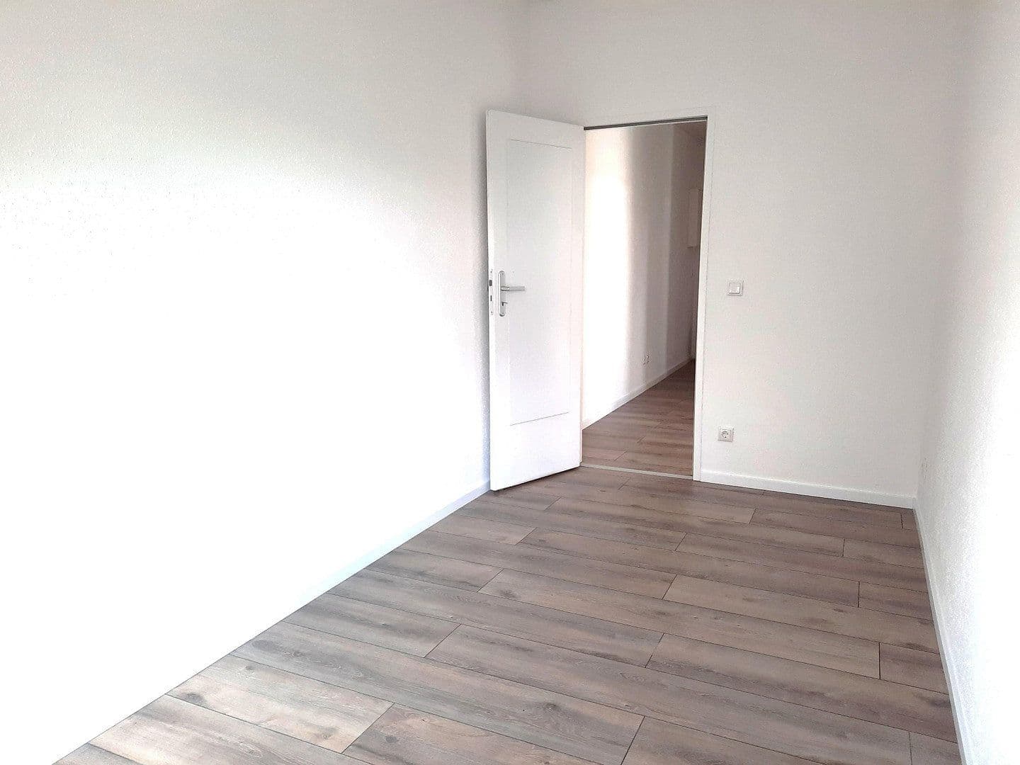 Prodej bytu 3+1 72 m², Berlin, Berlín Prodej bytu 3+1 72 m², Berlin, Berlín