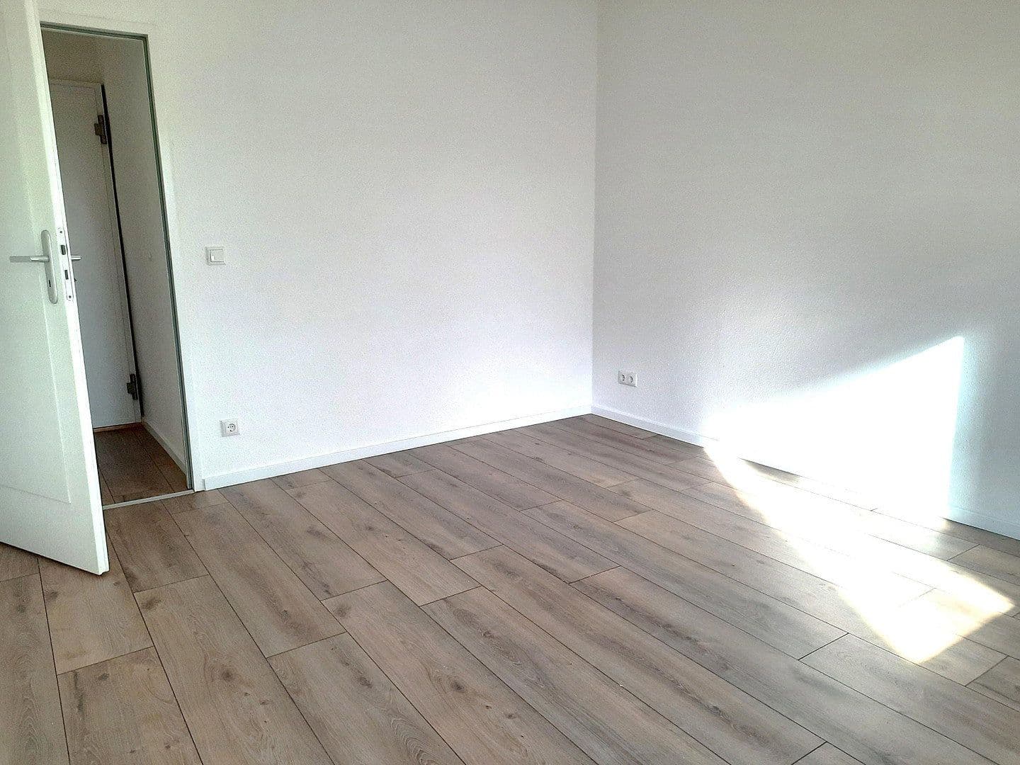 Prodej bytu 3+1 72 m², Berlin, Berlín Prodej bytu 3+1 72 m², Berlin, Berlín